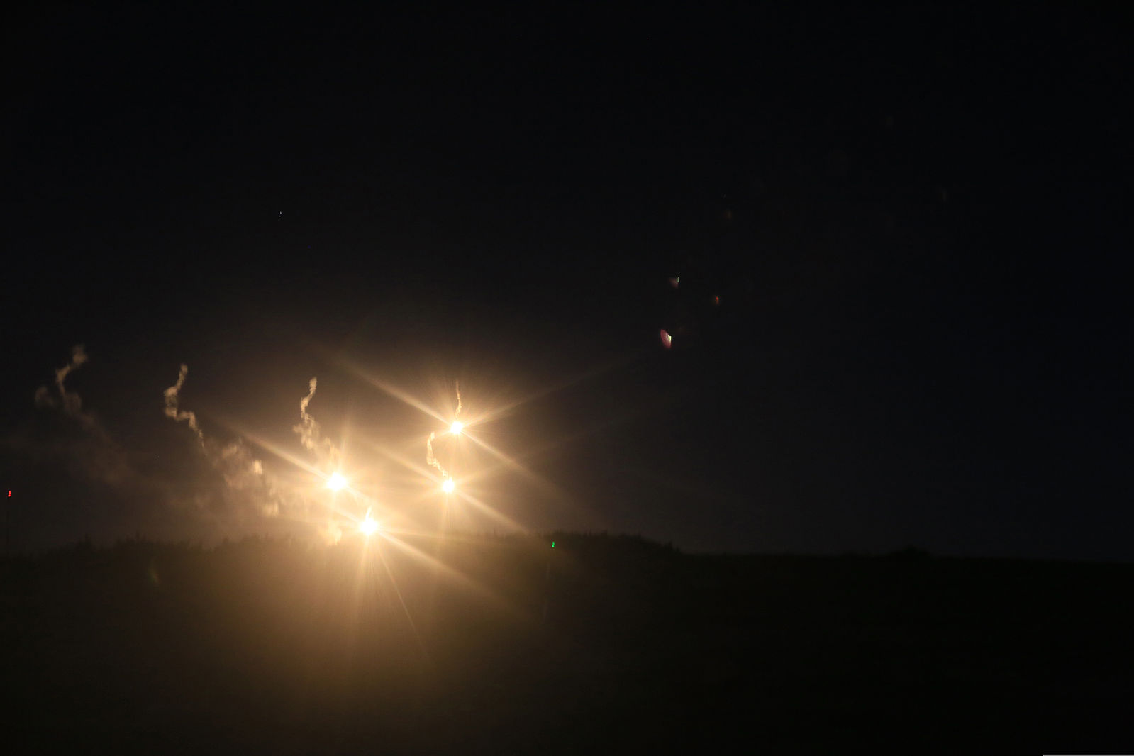 Canada to obtain 10,000 units of the illumination flares for search and rescue