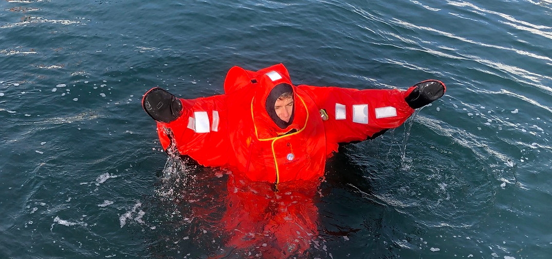 Exceeding Testing Standards in the Harshest of Laboratory Settings – The New Arctic 10+ PC Survival Suit by White Glacier
