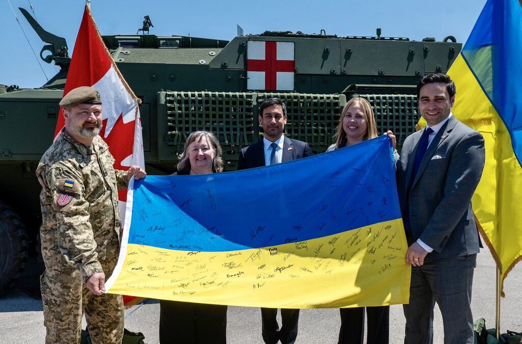 Canada Dispatches First Batch of Homegrown Armoured Vehicles to Ukraine