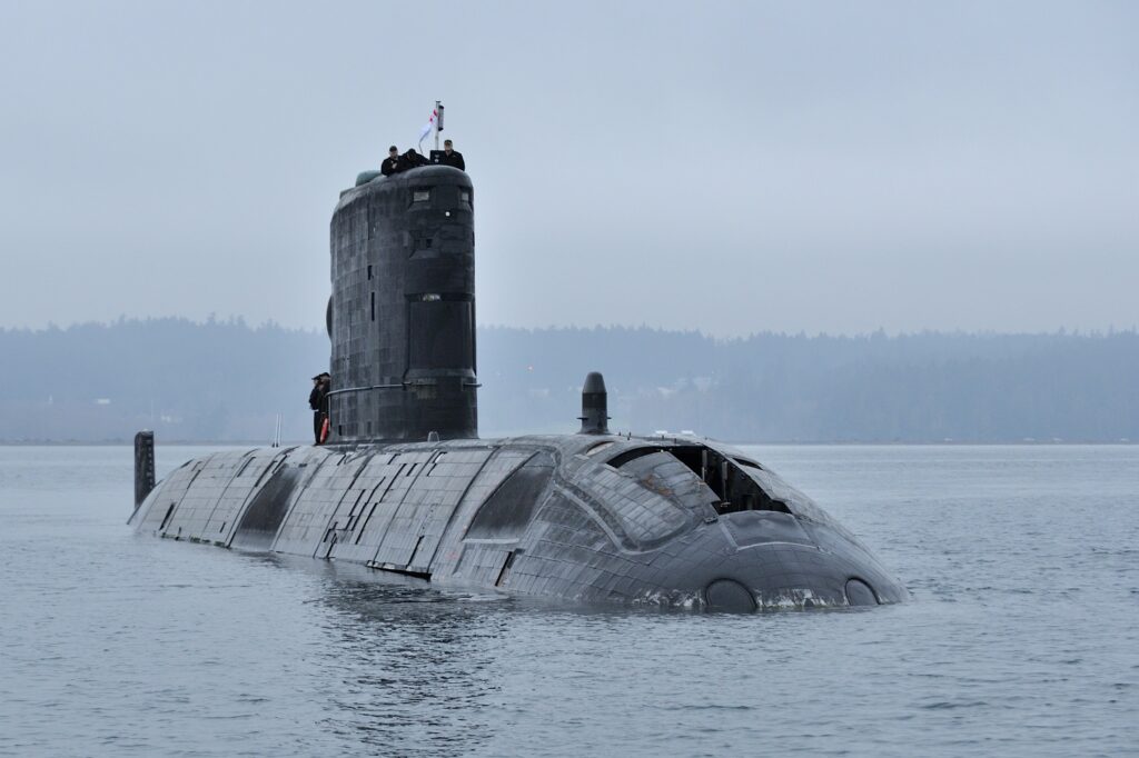 Her Majesty’s Canadian Ship (HMCS) VICTORIA returns home through the Straits of Juan De Fuca, from operations with the United States Navy (USN) on February 26, 2015. Photo: LS Zachariah Stopa, MARPAC Imaging Services ET2015-0051-02