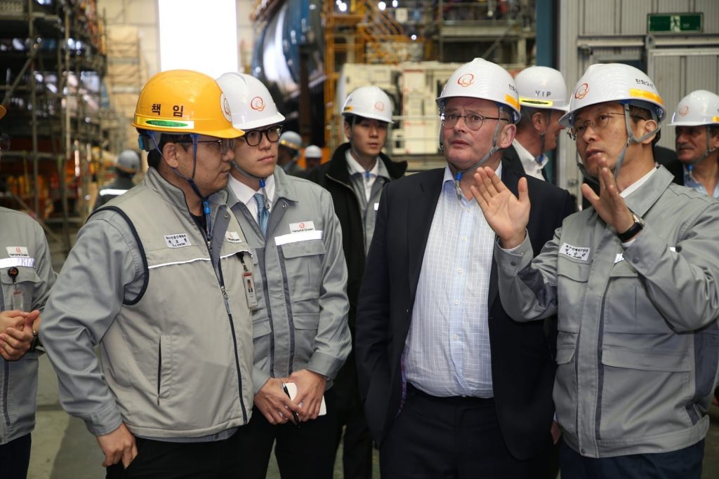 David Lockwood, Babcock CEO on tour of Hanwha facilities.