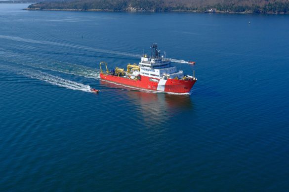 The CCGS Naalak Nappaaluk completes its transition from Victoria, British Columbia, to Dartmouth, Nova Scotia. Image source: https://x.com/CoastGuardCAN/status/2042271913716703531