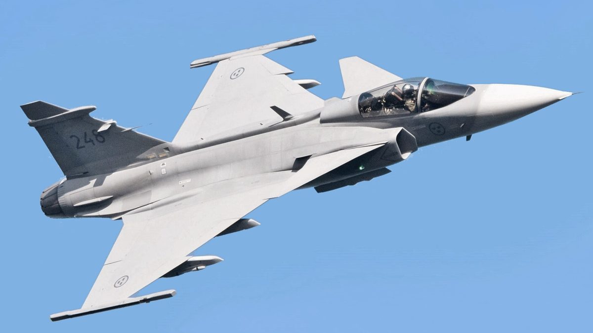 CAE-Saab team up on Gripen for Canada